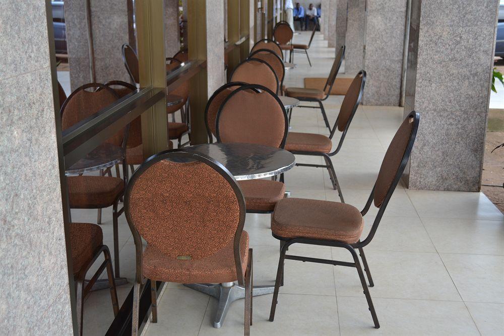 Hotel Mansel Yaoundé Εξωτερικό φωτογραφία
