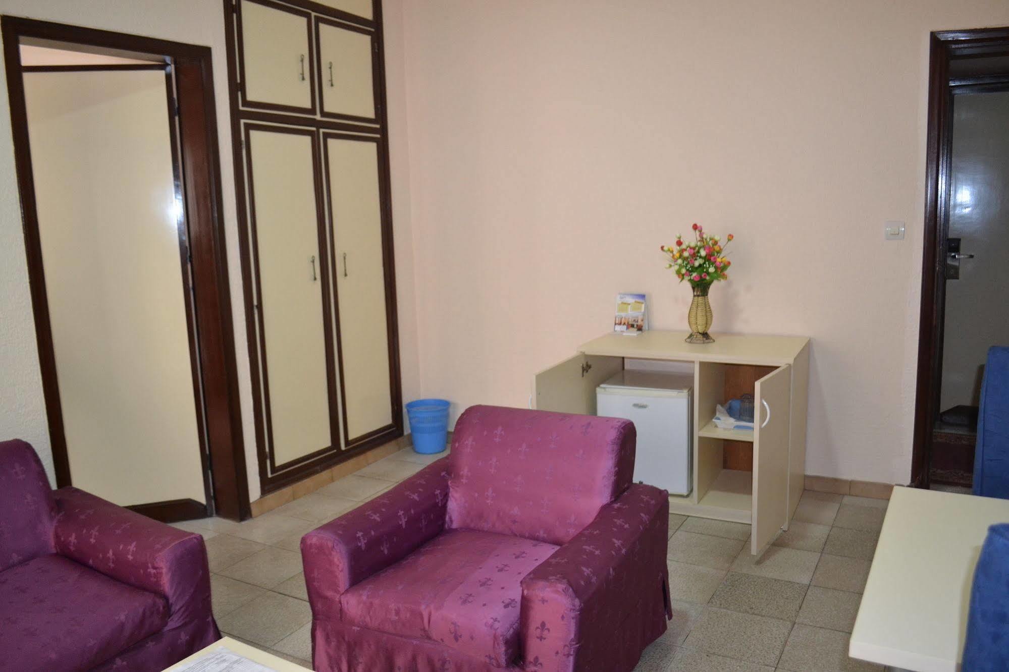 Hotel Mansel Yaoundé Εξωτερικό φωτογραφία