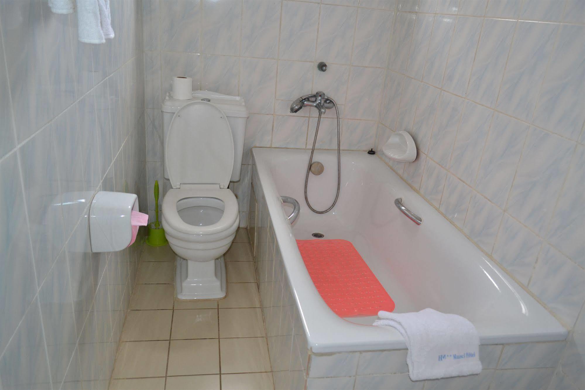 Hotel Mansel Yaoundé Εξωτερικό φωτογραφία